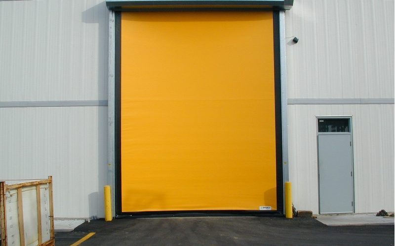 דלת מהירה צהובה